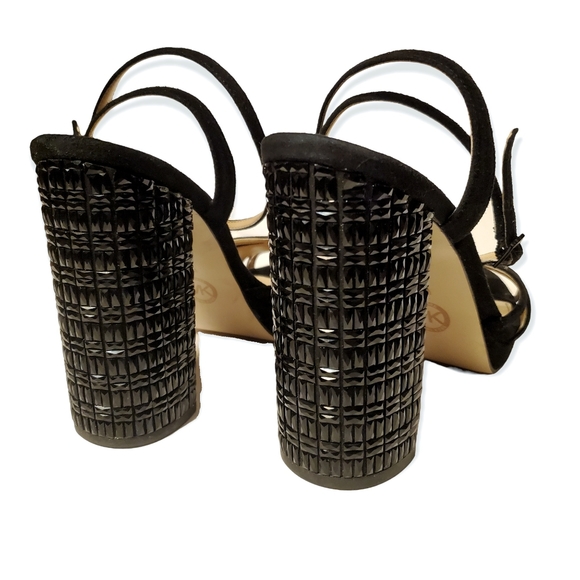 SOLD 🚫 - Picture 3 of 8